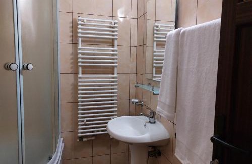 Nehoiu Hotel | Hotel Roua Muntilor