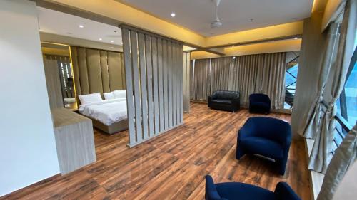 Mahesana Hotel | Hotel Royal Bistro