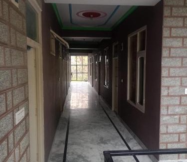 Rampur Hotel | Hotel Royal Place