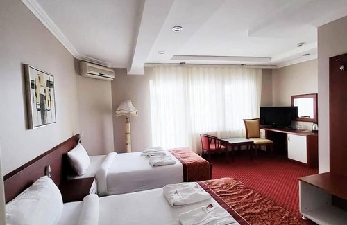 Pristina Hotel | Hotel Royal