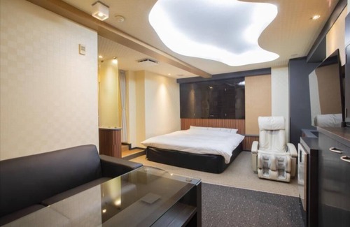 Midori Ward Hotel | HOTEL ROYALTON