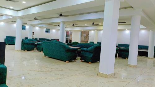 Padrauna Hotel | Hotel RS Grand