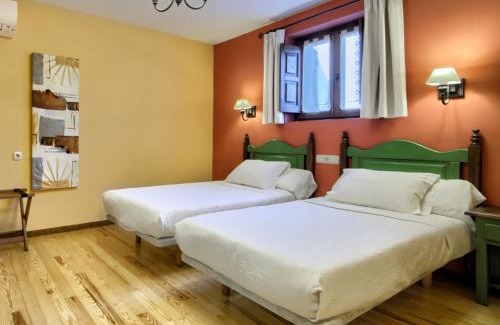 Burgui House | Hotel Rural El Almadiero
