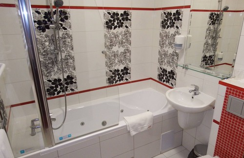 Rytwiany Hotel | Hotel Rytwiany Nowy Dworek