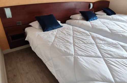 Parthenay Hotel | Hotel Saint Jacques