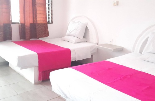 Cuyutlan Hotel | Hotel San Miguel