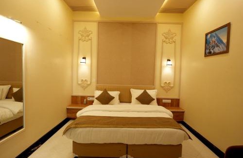 Faridkot Hotel | HOTEL SANDHUZ RESIDENCY