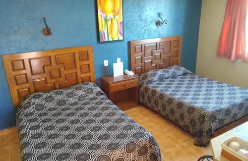 Huichapan Hotel | HOTEL SANTA BARBARA
