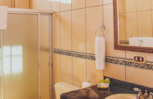 Antiguo Cuscatlan Hotel | Hotel Santa Elena