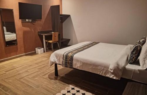 Ndouci Hotel | Hotel Santa Monica