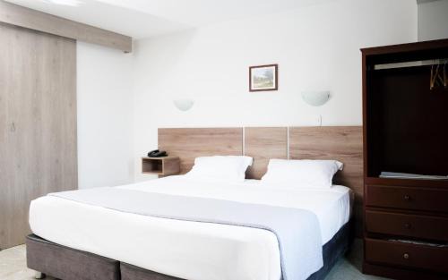 Chiclayo Hotel | Hotel Santa Rosa