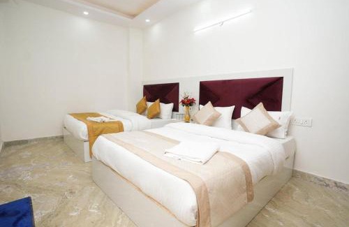 Jangpura Hotel | Hotel Sarthi Guest House In Jangpura Bhogal Near Nizamuddin Railway Station