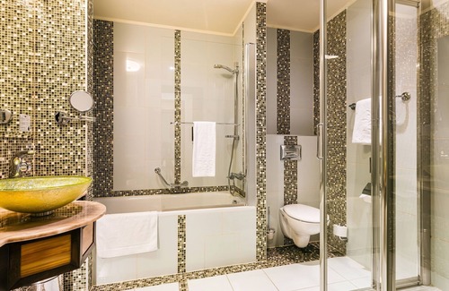 Chvalovice Hotel | Hotel Savannah