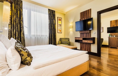 Chvalovice Hotel | Hotel Savannah