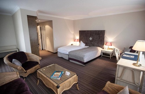 Feste Zons Hotel | Hotel Schloss Friedestrom