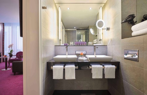 Old Town Hotel | Hotel Schweizerhof Zürich