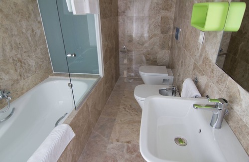 Agua Amarga Hotel | Hotel Senderos