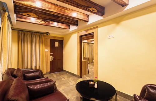 Sauraha Hotel | Hotel Seven Limited