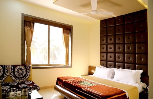 Navsari Hotel | Hotel Shahi Darbar