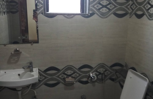 Navsari Hotel | Hotel Shahi Darbar