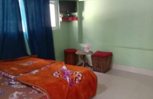 Patnitop Hotel | HOTEL SHAHI Santoor