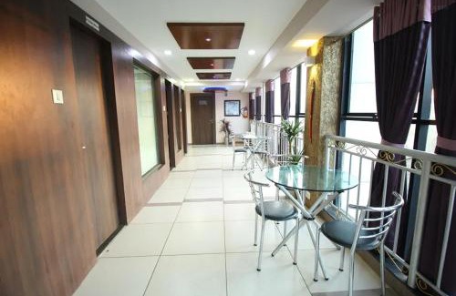 Vastrapur Hotel | HOTEL SHAILLY INN