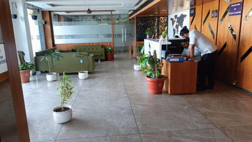 Mahesana Hotel | Hotel Shivalik - Mehsana