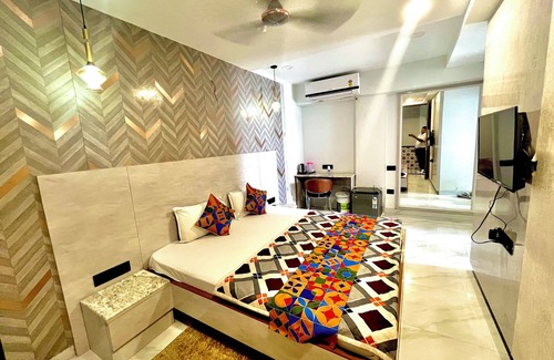 Lalkothi Hotel | Hotel Shubh Hari
