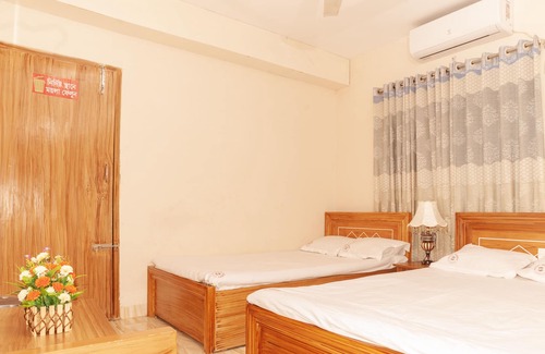 Mirpur House | Hotel Sikder Residential - Deluxe Twin Room - AC