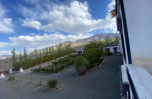 Leh Hotel | Hotel Skittsal Leh