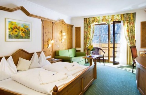 Valles Hotel | Hotel & Spa Falkensteinerhof