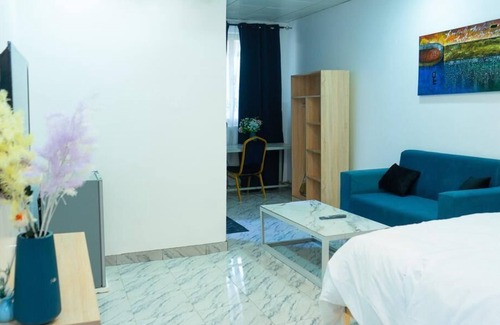 Teshie Hotel | Hotel Spintex