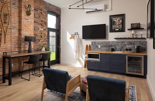 Amherstburg Hotel | Hotel STRY