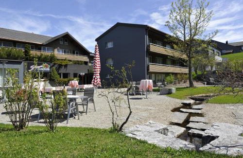 Wildhaus-Alt St. Johann Hotel | Hotel Stump's Alpenrose