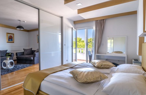 Municipality of Trogir Hotel | Hotel Sveti Kriz