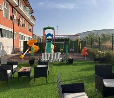 Momchilgrad Apartment | Hotel Tatul