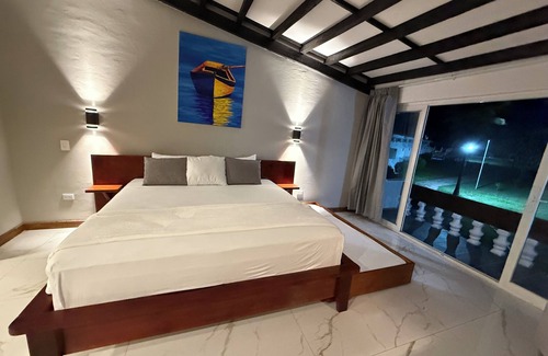 Costa Del Sol Resort | HOTEL TESORO BEACH