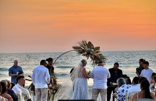 Costa Del Sol Resort | HOTEL TESORO BEACH