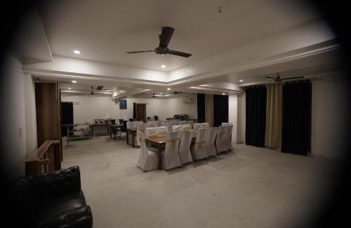 Kishangarh Hotel | Hotel The Black Gold