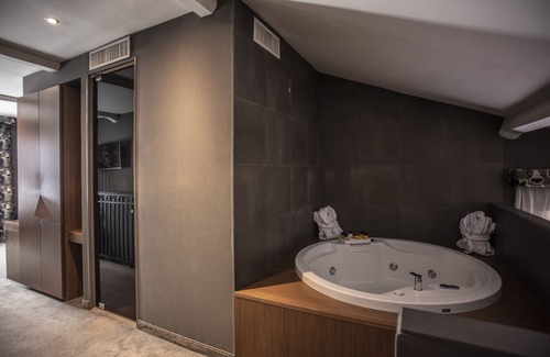 Rione XVIII Castro Pretorio Hotel | Hotel The Building