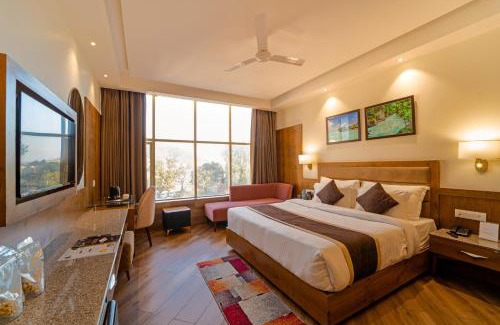Katra Hotel | Hotel The Grand Dewan