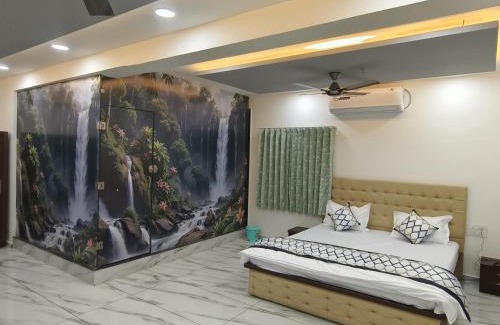 Visnagar Hotel | Hotel The Grand Khodiyar-3 Rooms & Banquet