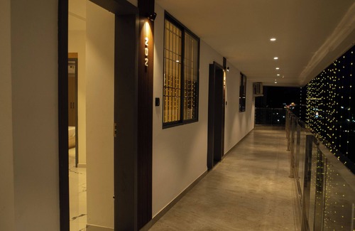 Adyar Apartment | HOTEL THE MANSION-Deralakatte mangalore