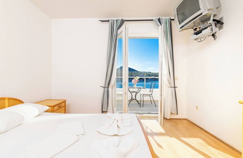 Pokrivenik Hotel | Hotel Timun