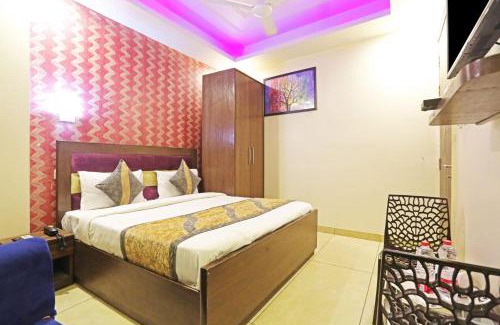 Jangpura Hotel | Hotel Tom & Jerry - Near Thyagraj Stadium