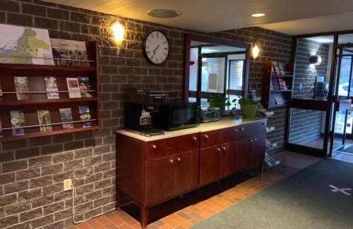 Mont-St-Hilaire Hotel | Hotel Transit