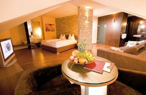 Loipersdorf bei Fuerstenfeld Hotel | Hotel TraumVogel