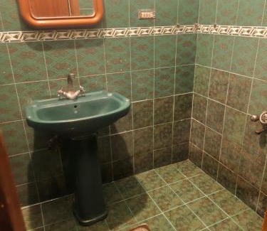 Gulshan-e-Iqbal Hotel | Hotel Travel Inn