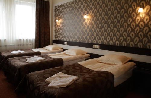 Przemysl Hotel | Hotel Trojka