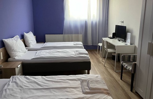 Kleinmunchen Hotel | Hotel Turmfalke